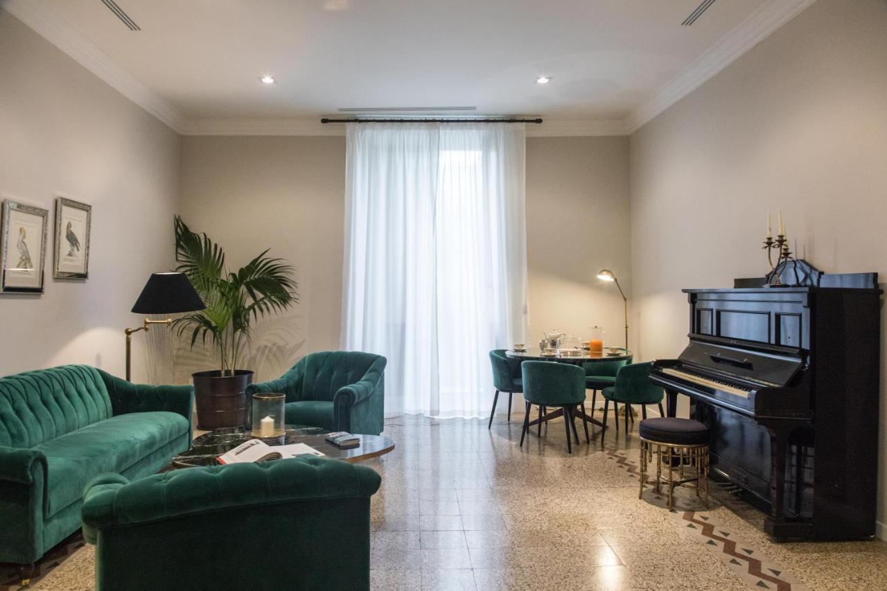 Dimora Minima Bed & Breakfast *